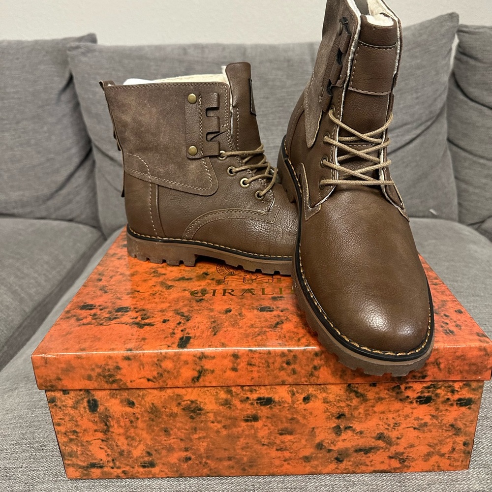 Geraldi Kallighan Fashion Feax Shearling Lined Boots. New with Box!